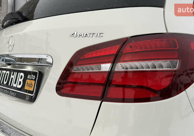 Белый Мерседес Б-класс, объемом двигателя 2.14 л и пробегом 236 тыс. км за 12600 $, фото 12 на Automoto.ua