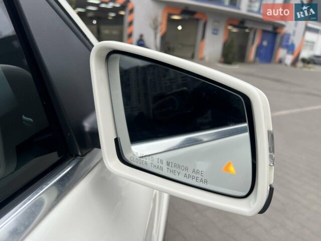 Білий Мерседес Б-клас, об'ємом двигуна 0 л та пробігом 65 тис. км за 13500 $, фото 9 на Automoto.ua