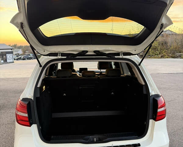 Белый Мерседес Б-класс, объемом двигателя 0 л и пробегом 81 тыс. км за 10950 $, фото 36 на Automoto.ua