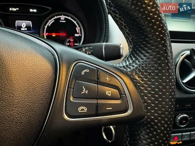 Белый Мерседес Б-класс, объемом двигателя 0 л и пробегом 120 тыс. км за 9440 $, фото 15 на Automoto.ua