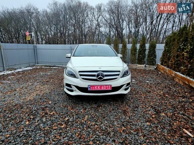 Білий Мерседес Б-клас, об'ємом двигуна 0 л та пробігом 179 тис. км за 9000 $, фото 15 на Automoto.ua