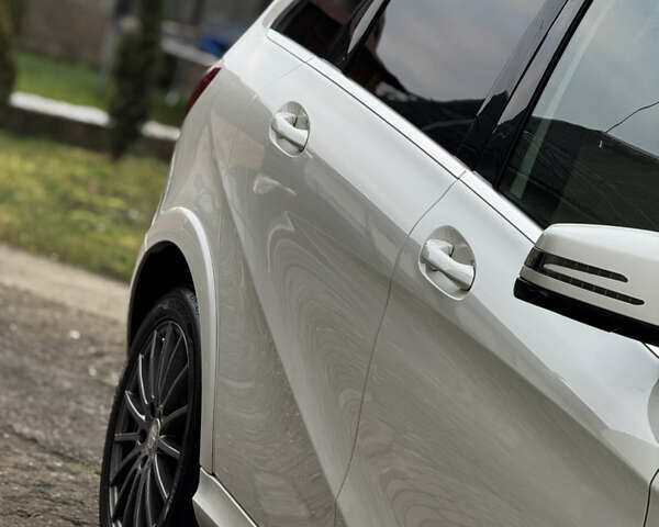 Белый Мерседес Б-класс, объемом двигателя 0 л и пробегом 117 тыс. км за 10550 $, фото 6 на Automoto.ua