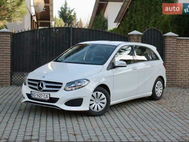 Белый Мерседес Б-класс, объемом двигателя 1.5 л и пробегом 178 тыс. км за 14500 $, фото 4 на Automoto.ua