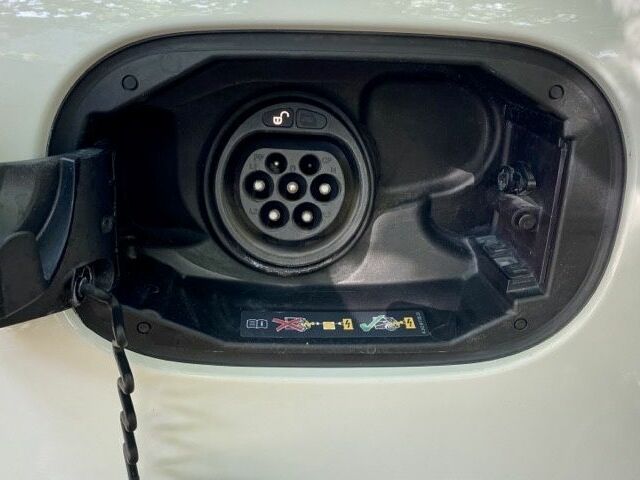 Белый Мерседес Б-класс, объемом двигателя 0 л и пробегом 57 тыс. км за 13900 $, фото 18 на Automoto.ua