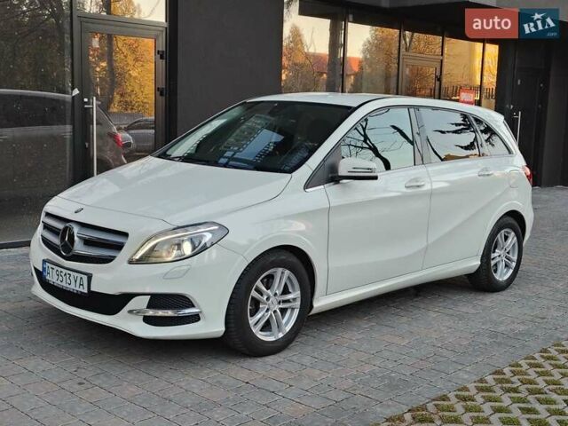 Белый Мерседес Б-класс, объемом двигателя 0 л и пробегом 85 тыс. км за 10500 $, фото 15 на Automoto.ua