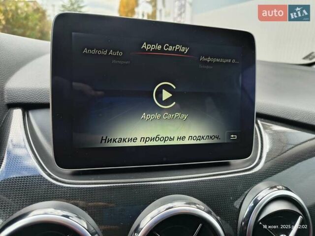 Белый Мерседес Б-класс, объемом двигателя 0 л и пробегом 120 тыс. км за 12500 $, фото 16 на Automoto.ua