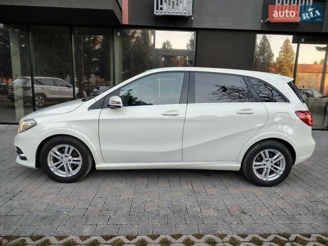 Белый Мерседес Б-класс, объемом двигателя 0 л и пробегом 85 тыс. км за 10500 $, фото 13 на Automoto.ua