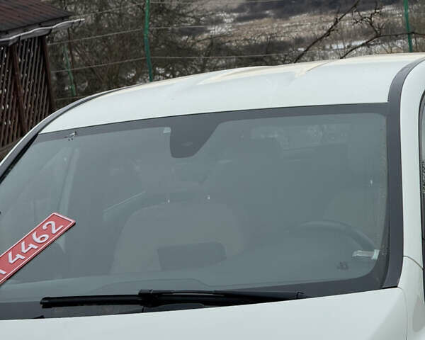 Білий Мерседес Б-клас, об'ємом двигуна 0 л та пробігом 118 тис. км за 10550 $, фото 17 на Automoto.ua