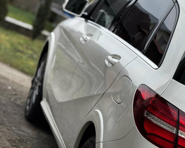 Белый Мерседес Б-класс, объемом двигателя 0 л и пробегом 117 тыс. км за 10550 $, фото 21 на Automoto.ua