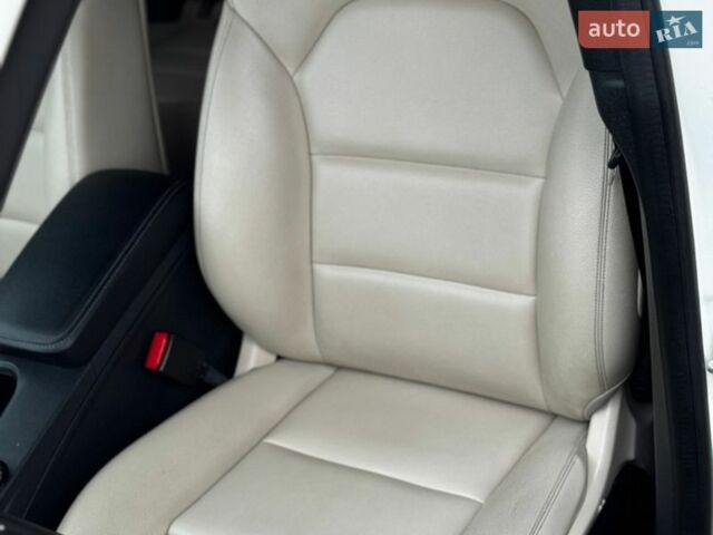 Білий Мерседес Б-клас, об'ємом двигуна 0 л та пробігом 118 тис. км за 9950 $, фото 28 на Automoto.ua