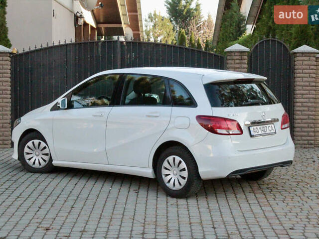 Белый Мерседес Б-класс, объемом двигателя 1.5 л и пробегом 178 тыс. км за 14500 $, фото 12 на Automoto.ua