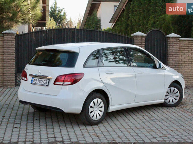 Белый Мерседес Б-класс, объемом двигателя 1.5 л и пробегом 178 тыс. км за 14500 $, фото 8 на Automoto.ua