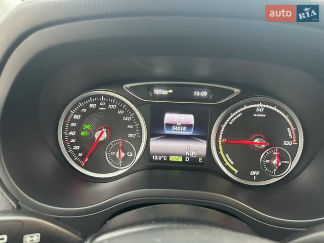 Білий Мерседес Б-клас, об'ємом двигуна 0 л та пробігом 54 тис. км за 10200 $, фото 15 на Automoto.ua