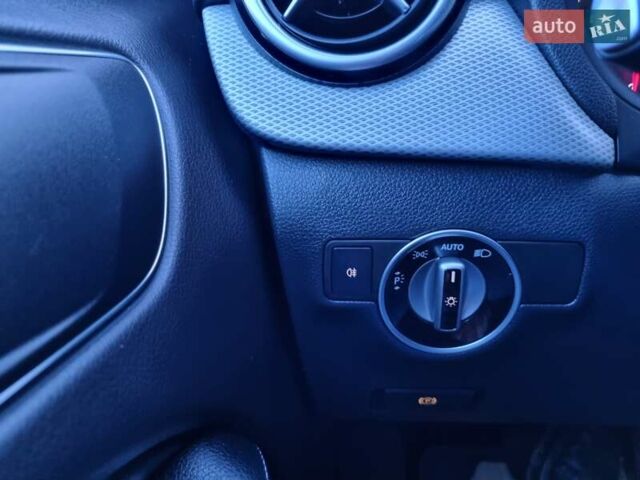 Білий Мерседес Б-клас, об'ємом двигуна 1.5 л та пробігом 269 тис. км за 15750 $, фото 56 на Automoto.ua