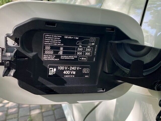 Белый Мерседес Б-класс, объемом двигателя 0 л и пробегом 57 тыс. км за 13900 $, фото 17 на Automoto.ua