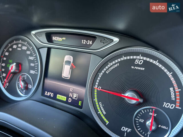 Білий Мерседес Б-клас, об'ємом двигуна 0 л та пробігом 63 тис. км за 11900 $, фото 26 на Automoto.ua