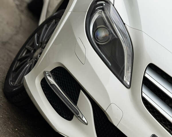 Белый Мерседес Б-класс, объемом двигателя 0 л и пробегом 117 тыс. км за 10550 $, фото 4 на Automoto.ua