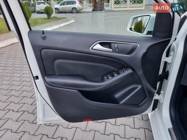 Білий Мерседес Б-клас, об'ємом двигуна 1.5 л та пробігом 269 тис. км за 15750 $, фото 19 на Automoto.ua