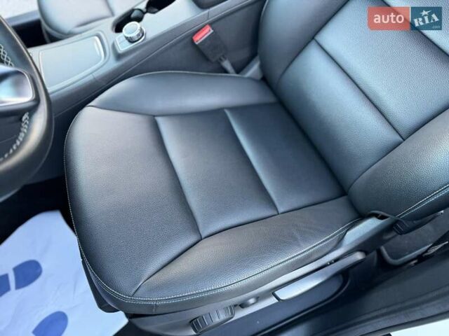 Белый Мерседес Б-класс, объемом двигателя 0 л и пробегом 90 тыс. км за 9800 $, фото 62 на Automoto.ua