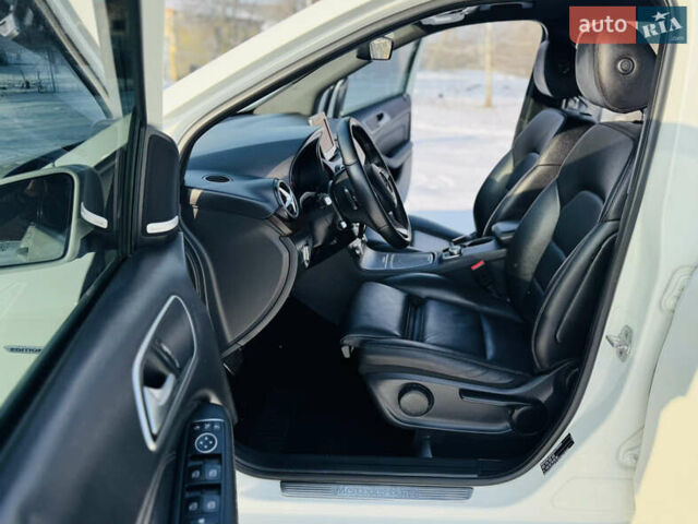 Білий Мерседес Б-клас, об'ємом двигуна 2.14 л та пробігом 67 тис. км за 17500 $, фото 9 на Automoto.ua