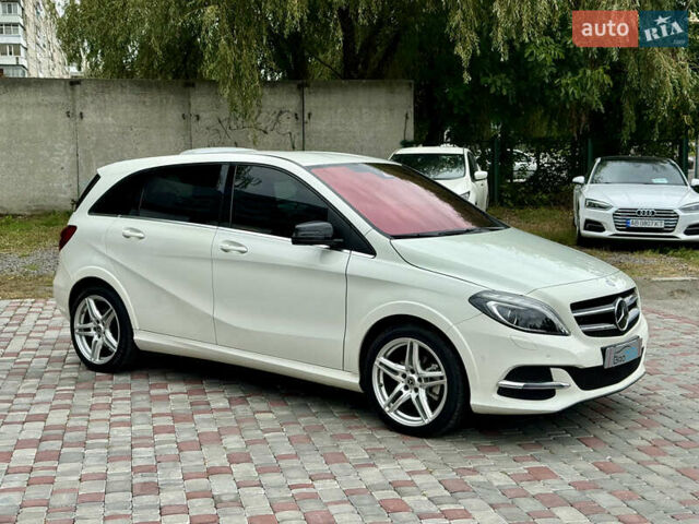 Білий Мерседес Б-клас, об'ємом двигуна 0 л та пробігом 80 тис. км за 11900 $, фото 21 на Automoto.ua