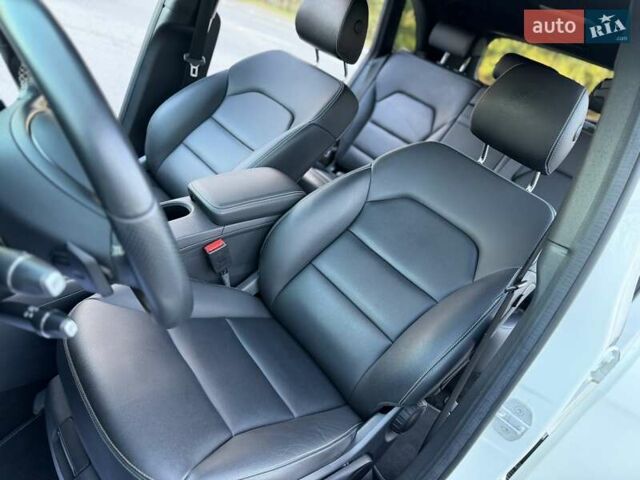 Белый Мерседес Б-класс, объемом двигателя 0 л и пробегом 90 тыс. км за 9800 $, фото 56 на Automoto.ua