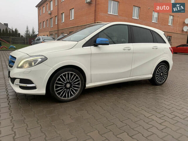 Белый Мерседес Б-класс, объемом двигателя 0 л и пробегом 99 тыс. км за 10350 $, фото 8 на Automoto.ua