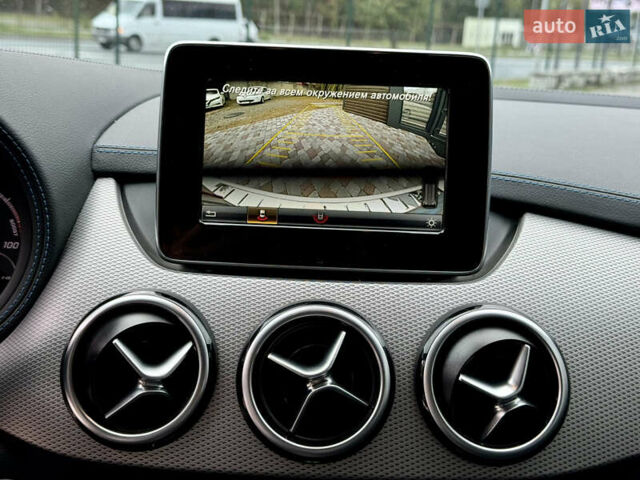 Білий Мерседес Б-клас, об'ємом двигуна 0 л та пробігом 80 тис. км за 11900 $, фото 35 на Automoto.ua