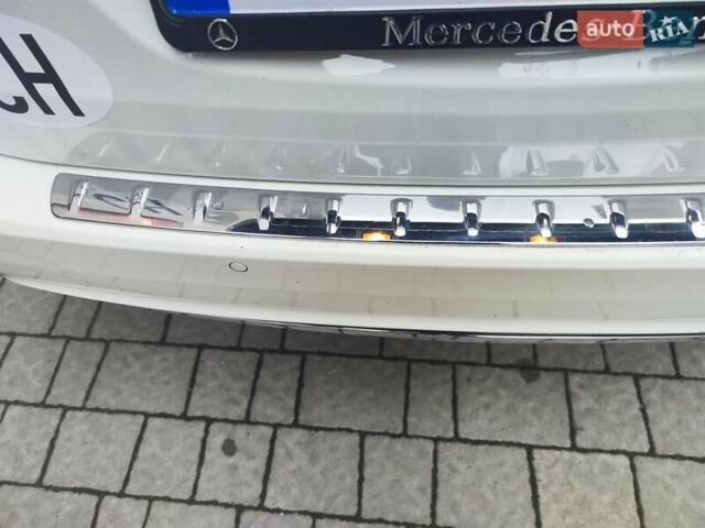 Белый Мерседес Б-класс, объемом двигателя 0 л и пробегом 60 тыс. км за 9999 $, фото 3 на Automoto.ua