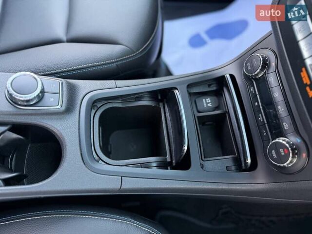 Белый Мерседес Б-класс, объемом двигателя 0 л и пробегом 90 тыс. км за 9800 $, фото 48 на Automoto.ua