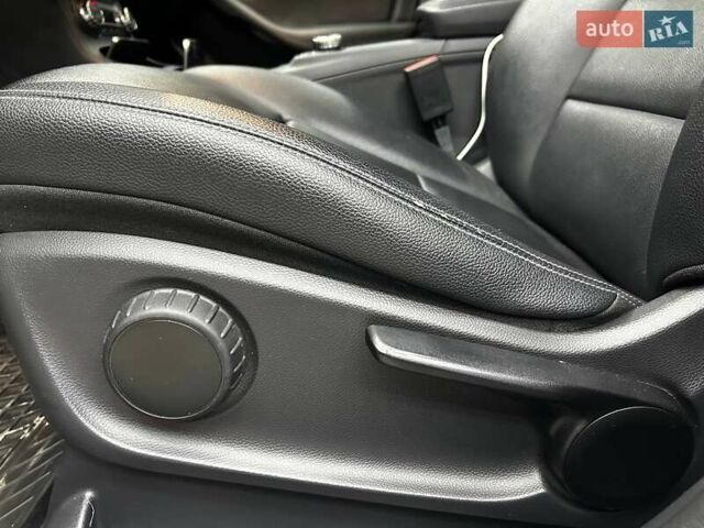 Белый Мерседес Б-класс, объемом двигателя 0 л и пробегом 120 тыс. км за 11800 $, фото 18 на Automoto.ua