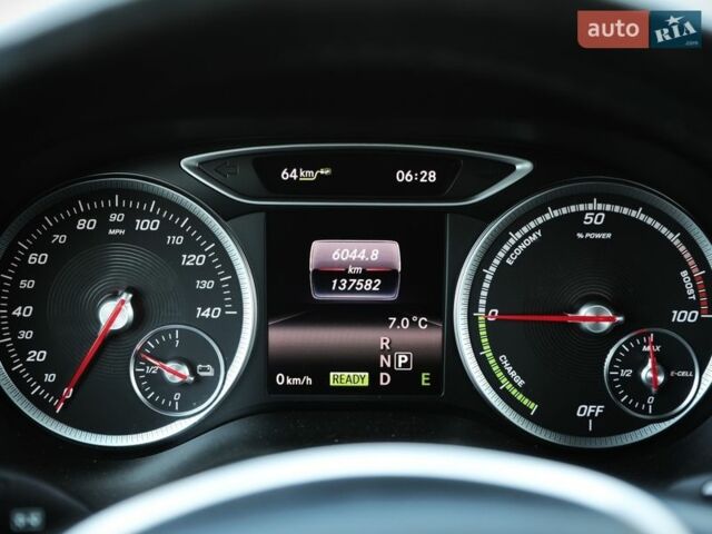 Білий Мерседес Б-клас, об'ємом двигуна 0 л та пробігом 137 тис. км за 14500 $, фото 17 на Automoto.ua