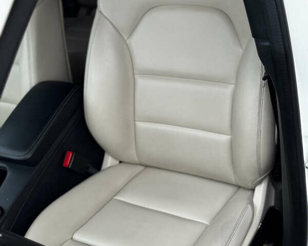 Белый Мерседес Б-класс, объемом двигателя 0 л и пробегом 117 тыс. км за 10550 $, фото 1 на Automoto.ua