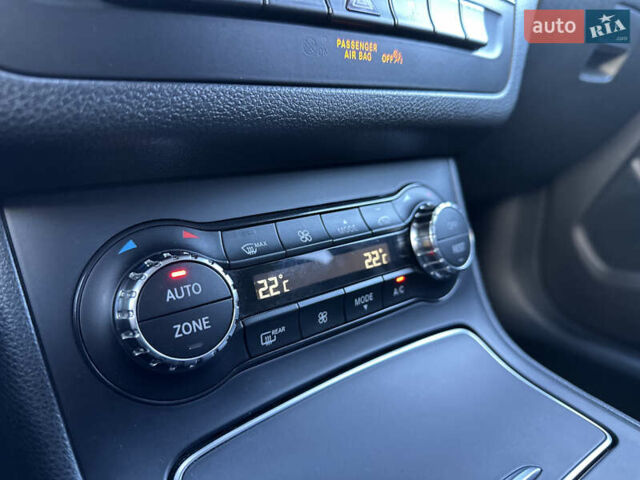 Білий Мерседес Б-клас, об'ємом двигуна 0 л та пробігом 63 тис. км за 11900 $, фото 31 на Automoto.ua