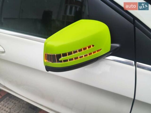 Белый Мерседес Б-класс, объемом двигателя 0 л и пробегом 60 тыс. км за 9999 $, фото 9 на Automoto.ua