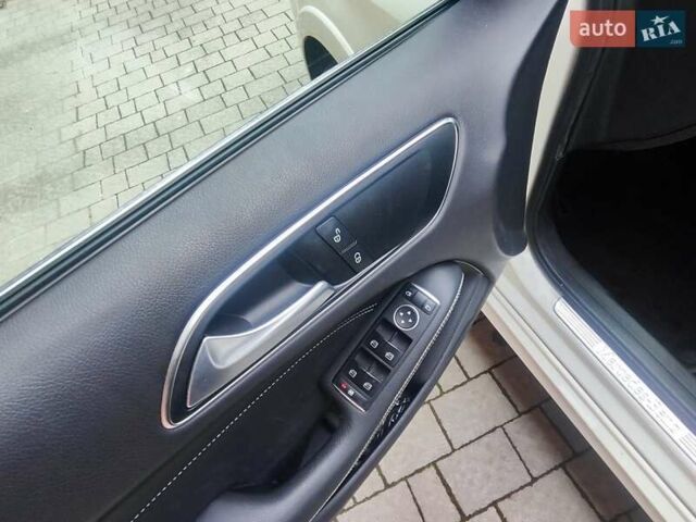 Белый Мерседес Б-класс, объемом двигателя 0 л и пробегом 60 тыс. км за 9999 $, фото 37 на Automoto.ua