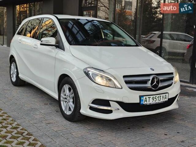 Белый Мерседес Б-класс, объемом двигателя 0 л и пробегом 85 тыс. км за 10500 $, фото 8 на Automoto.ua