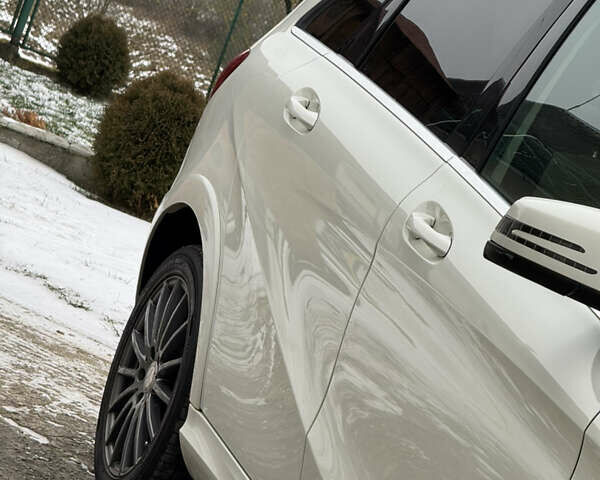 Білий Мерседес Б-клас, об'ємом двигуна 0 л та пробігом 118 тис. км за 10550 $, фото 6 на Automoto.ua