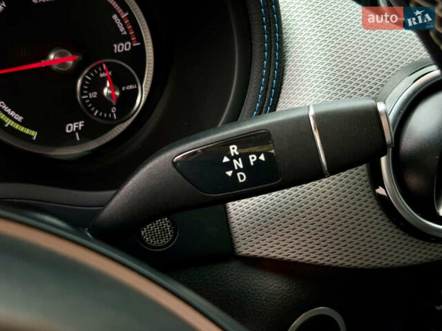 Білий Мерседес Б-клас, об'ємом двигуна 0 л та пробігом 80 тис. км за 11900 $, фото 36 на Automoto.ua