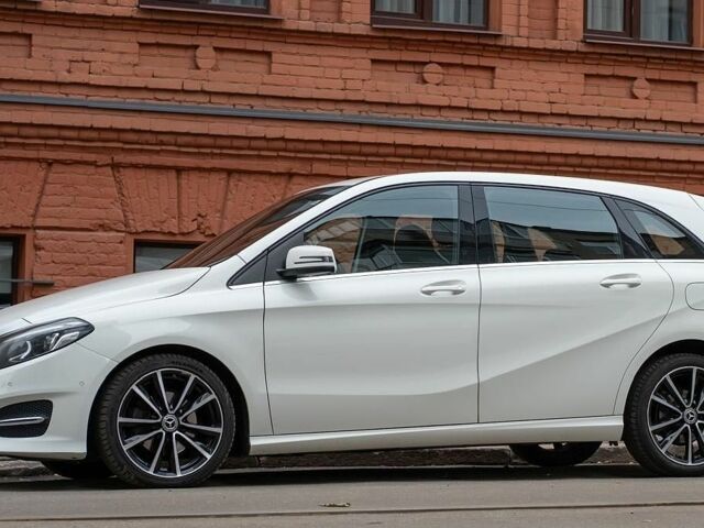 Білий Мерседес Б-клас, об'ємом двигуна 2.14 л та пробігом 282 тис. км за 10900 $, фото 19 на Automoto.ua
