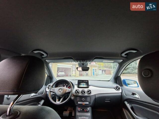 Мерседес Б-клас 2016 у Дніпро (Дніпропетровську) на Automoto.ua Білий Мерседес Б-клас, об'ємом двигуна 0 л та пробігом 99 тис. км за 11999 $, фото 25 на Automoto.ua