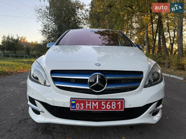 Білий Мерседес Б-клас, об'ємом двигуна 0 л та пробігом 70 тис. км за 10350 $, фото 16 на Automoto.ua