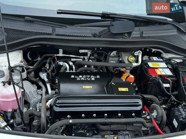 Белый Мерседес Б-класс, объемом двигателя 0 л и пробегом 117 тыс. км за 10550 $, фото 46 на Automoto.ua