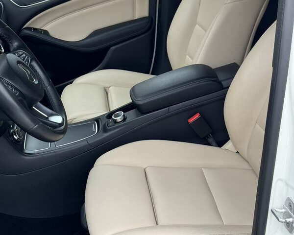 Білий Мерседес Б-клас, об'ємом двигуна 0 л та пробігом 118 тис. км за 10550 $, фото 31 на Automoto.ua