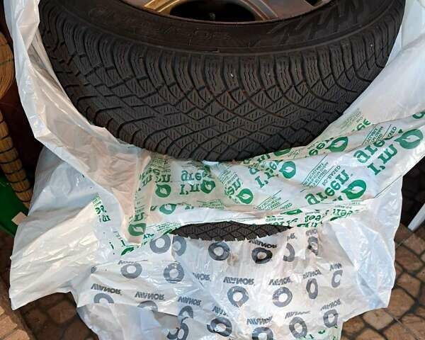 Білий Мерседес Б-клас, об'ємом двигуна 0 л та пробігом 99 тис. км за 10600 $, фото 32 на Automoto.ua