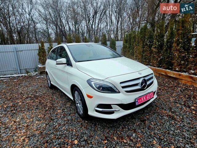 Білий Мерседес Б-клас, об'ємом двигуна 0 л та пробігом 179 тис. км за 9000 $, фото 18 на Automoto.ua