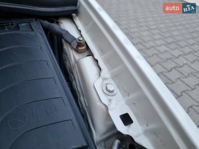 Білий Мерседес Б-клас, об'ємом двигуна 1.5 л та пробігом 269 тис. км за 15750 $, фото 48 на Automoto.ua