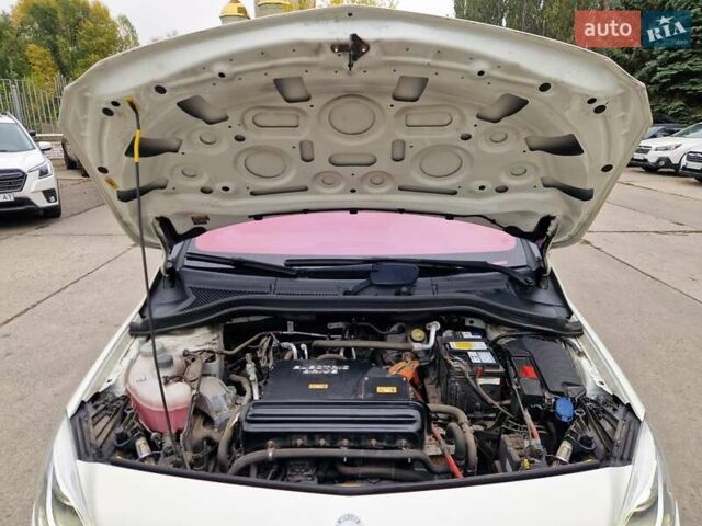 Мерседес Б-клас 2016 у Дніпро (Дніпропетровську) на Automoto.ua Білий Мерседес Б-клас, об'ємом двигуна 0 л та пробігом 99 тис. км за 11999 $, фото 33 на Automoto.ua
