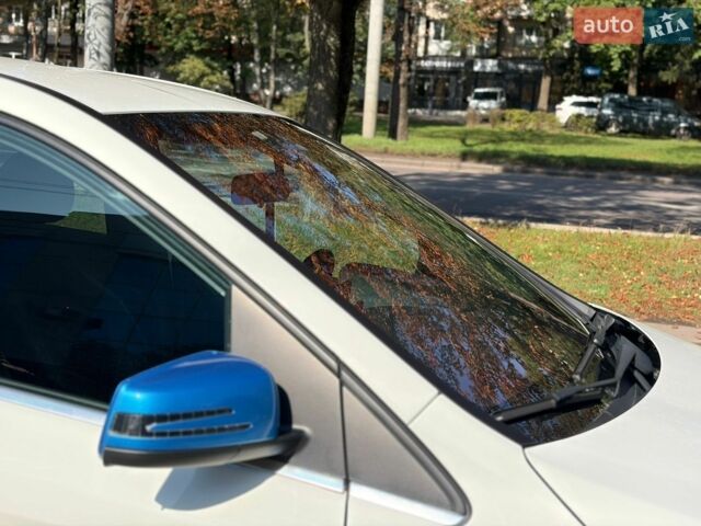 Білий Мерседес Б-клас, об'ємом двигуна 0 л та пробігом 102 тис. км за 10700 $, фото 45 на Automoto.ua