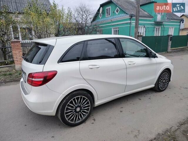 Білий Мерседес Б-клас, об'ємом двигуна 0 л та пробігом 112 тис. км за 9900 $, фото 3 на Automoto.ua